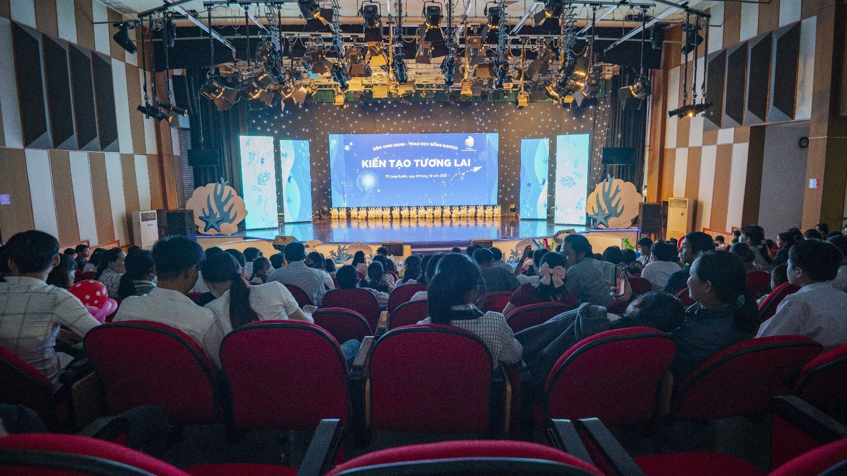 Đêm vinh danh - Trao học bổng NAVICO 2023 - 19