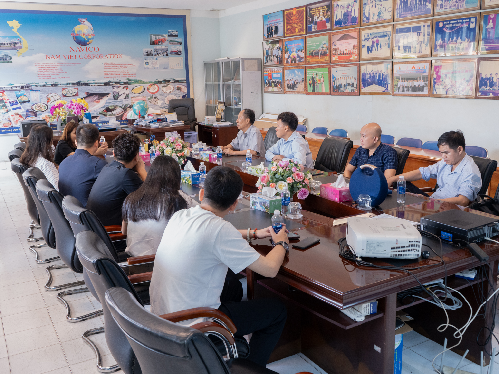 Về chúng tôi - 16